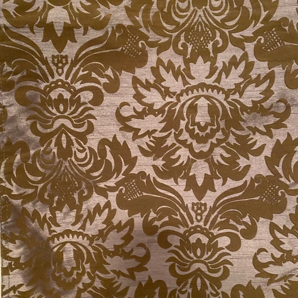 Beaded Floral Table Runner Grayish 72 X 13”
